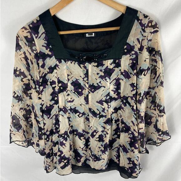 Nine West Silk Patterned Flow top Size 4P - Picture 1 of 6